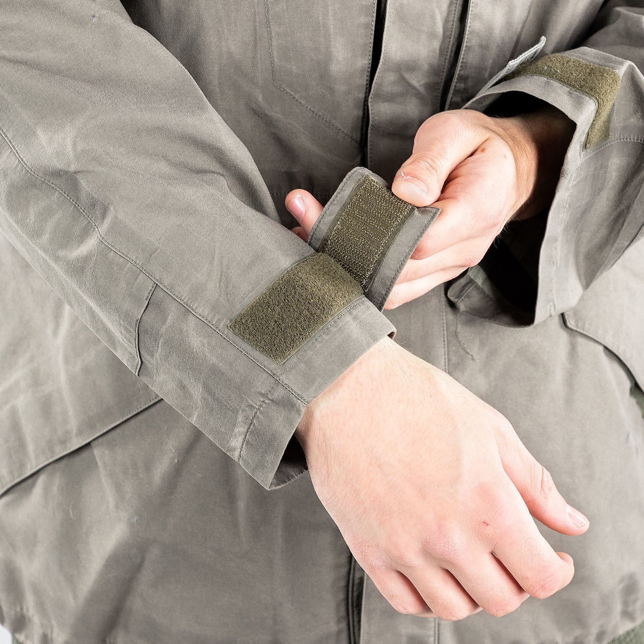 Austrian Anzug 03 Gore-Tex Alpine Hardshell Parka - Image 6